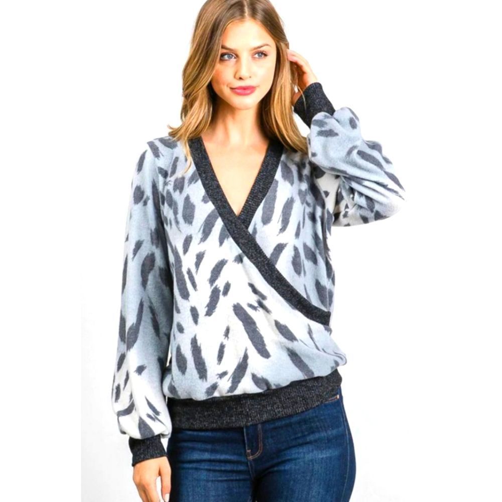 Women's Grey Animal Print Top